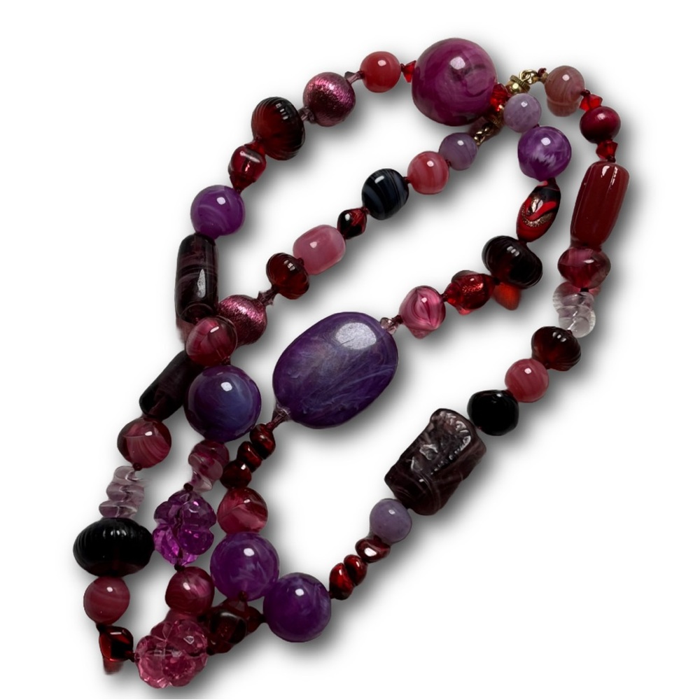 Estate Multi-Tone Purple and Red Beaded Necklace